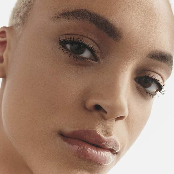 STUDIO FIX FLUID BASE NC35